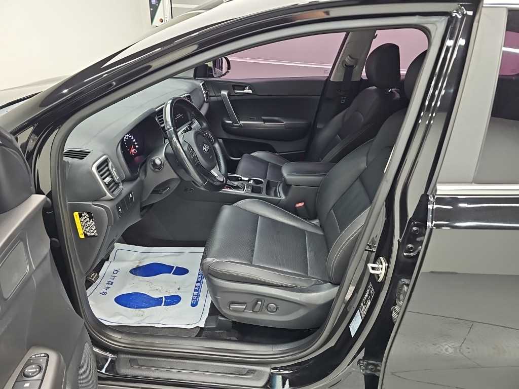 Kia Sportage — photo 11