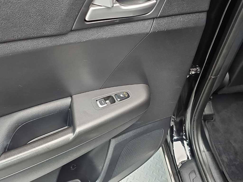 Kia Sportage — photo 13