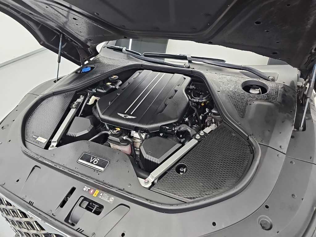 Genesis G90 — photo 05