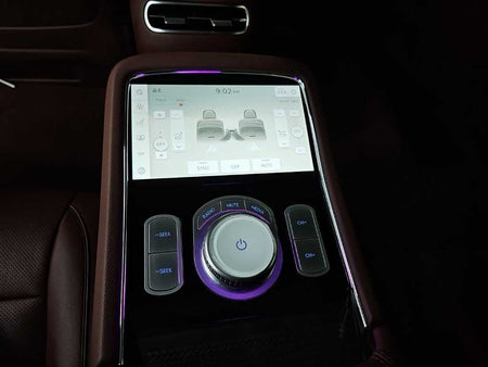 Genesis G90 — photo 13
