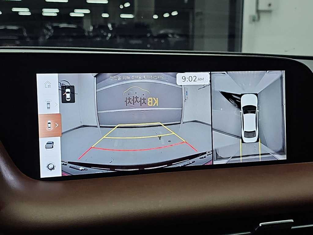 Genesis G90 — photo 16
