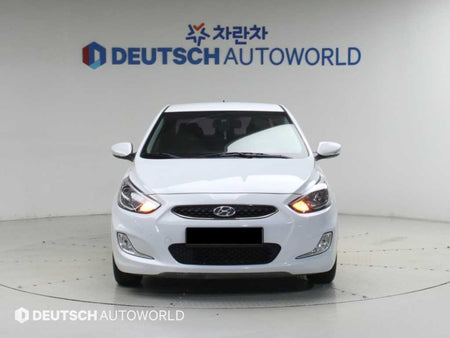 Hyundai Accent — photo 03