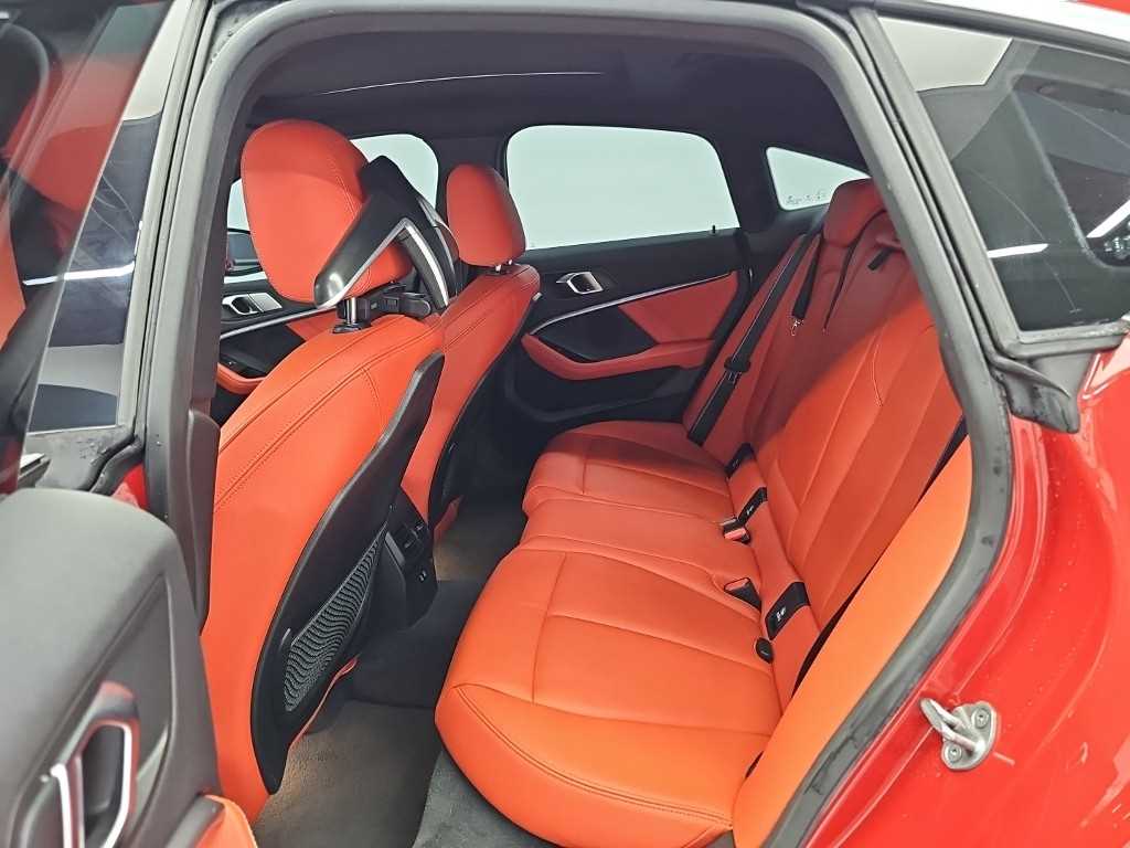 BMW 2-Series — photo 12