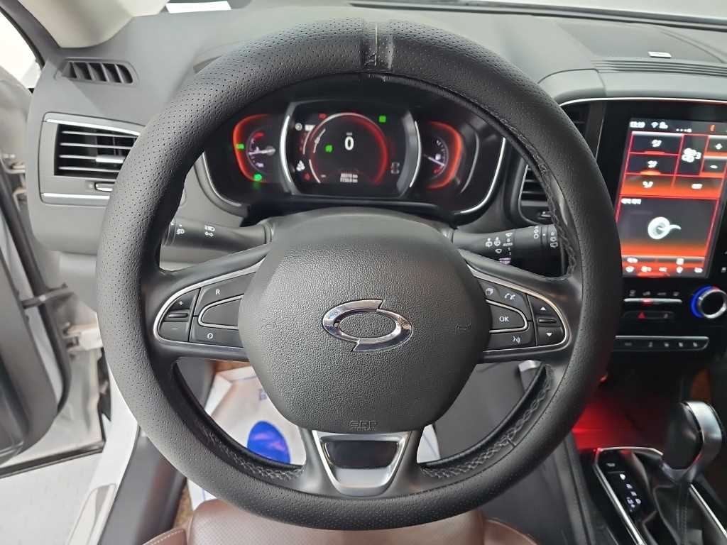 RENAULT QM6 — photo 09