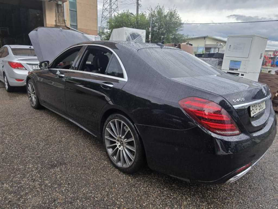 Mercedes-Benz S-Class — photo 02