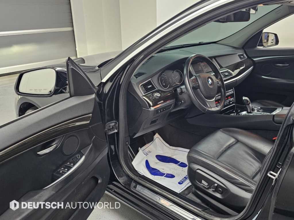 BMW Gran Turismo — photo 11