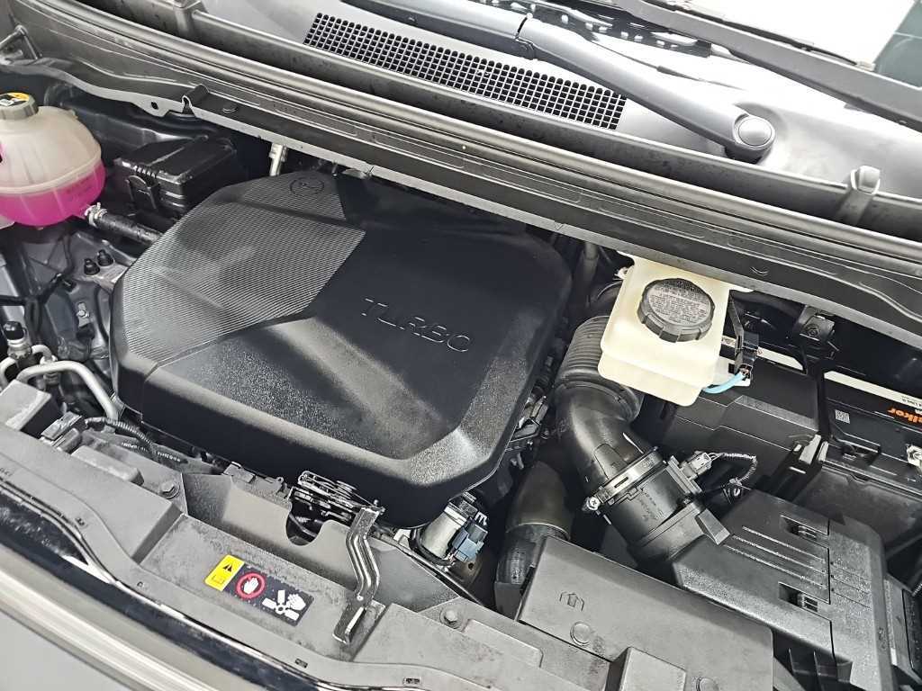 Hyundai Staria — photo 05