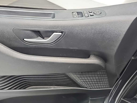 Hyundai Staria — photo 14