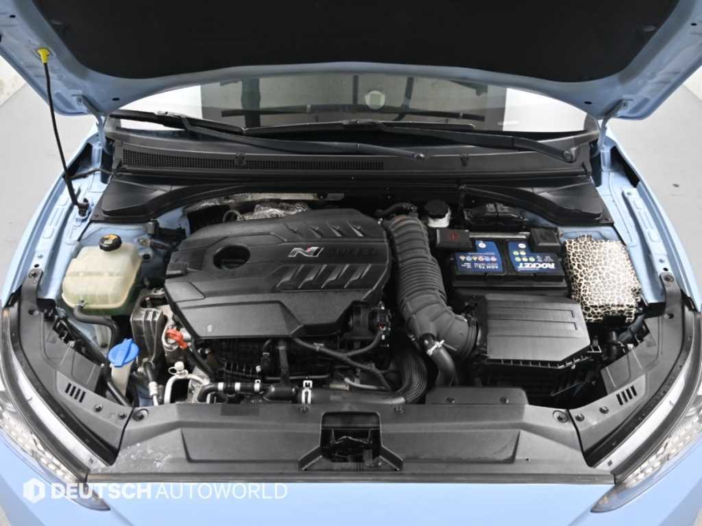 Hyundai Veloster — photo 06