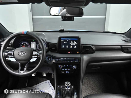 Hyundai Veloster — photo 07