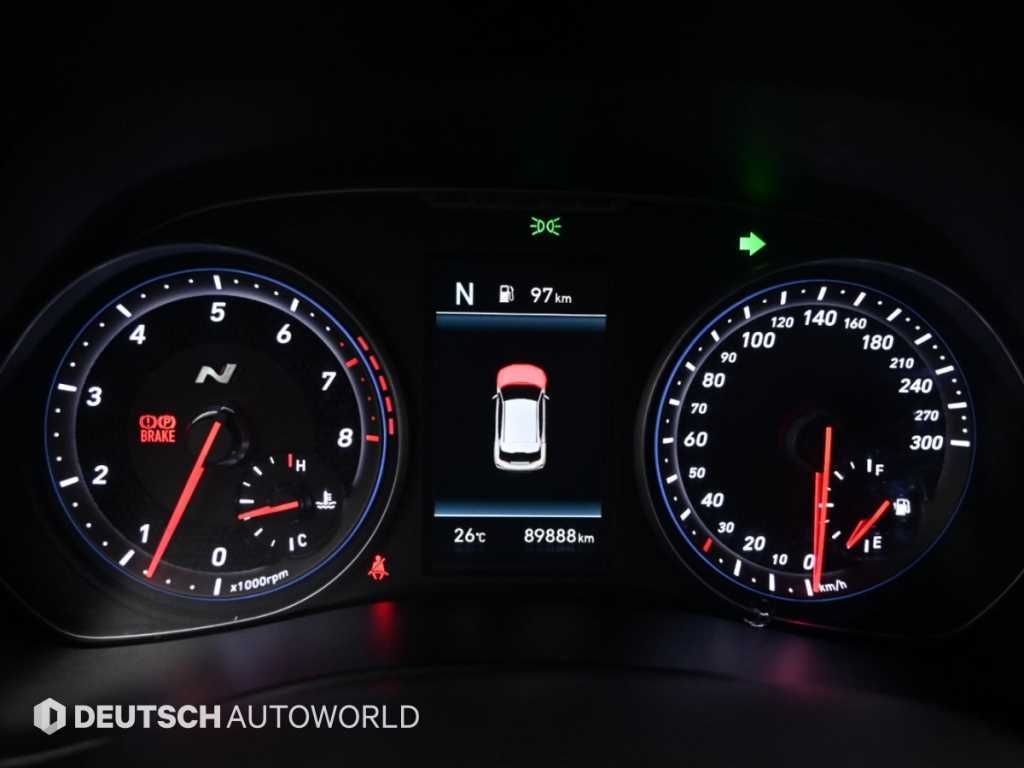 Hyundai Veloster — photo 08