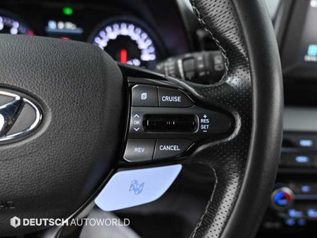 Hyundai Veloster — photo 17