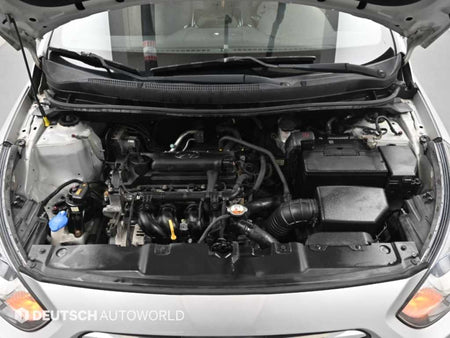 Hyundai Accent — photo 06