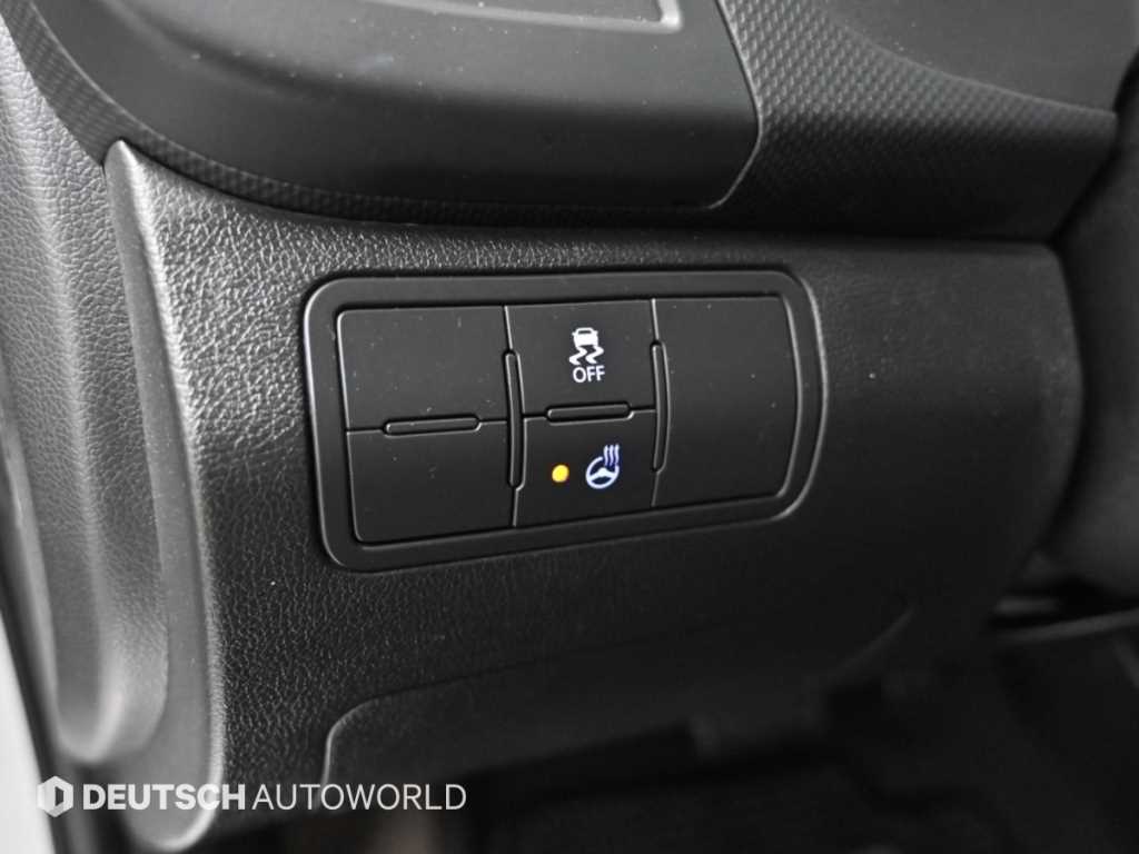 Hyundai Accent — photo 16