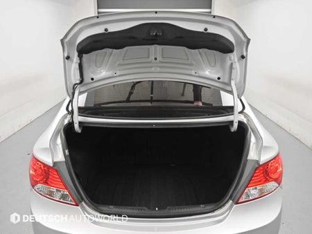 Hyundai Accent — photo 19