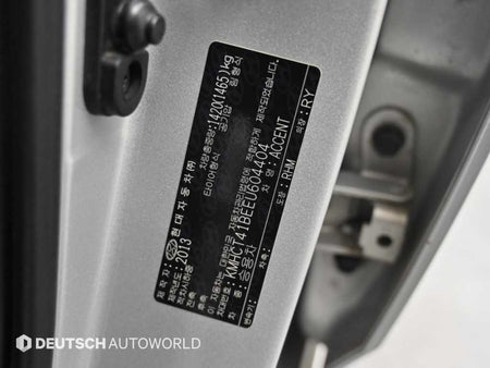 Hyundai Accent — photo 20