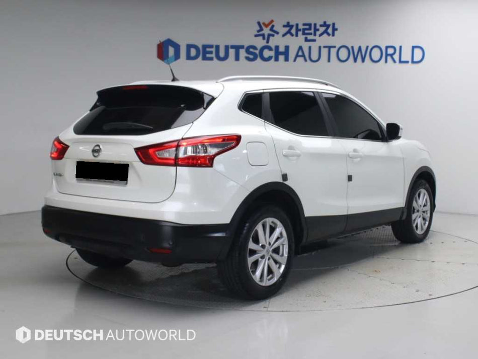 Nissan Qashqai — photo 02