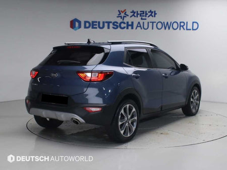 Kia Stonic — photo 02