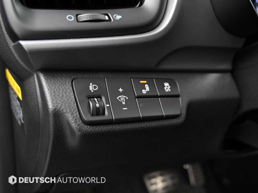 Kia Stonic — photo 17