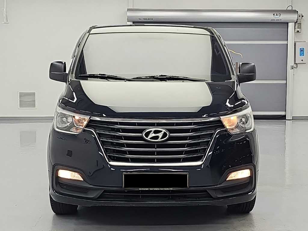 Hyundai Starex — photo 02