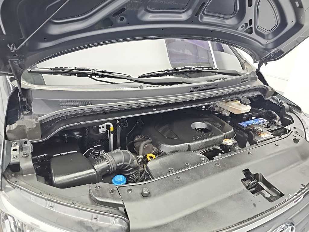 Hyundai Starex — photo 05