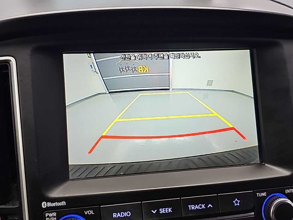 Hyundai Starex — photo 14
