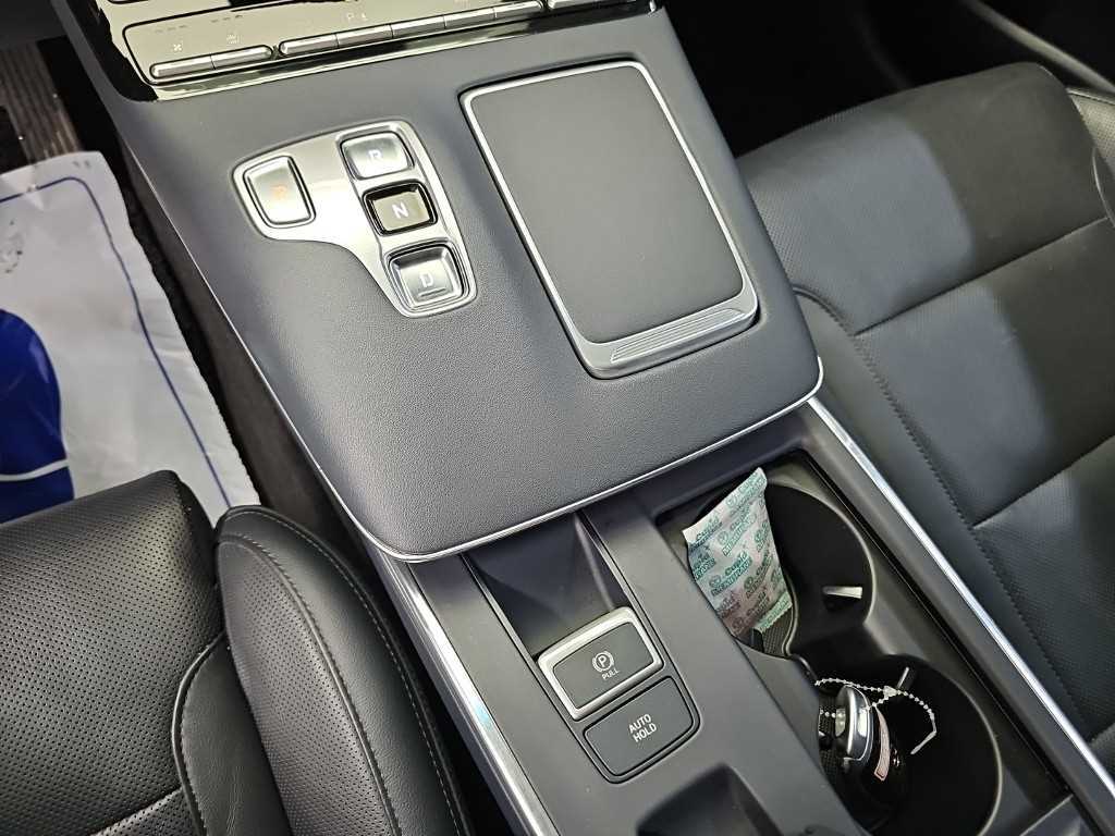 Hyundai Grandeur — photo 08