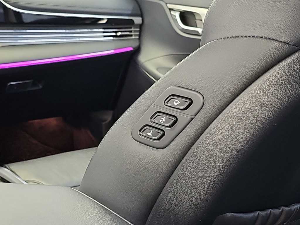 Hyundai Grandeur — photo 13