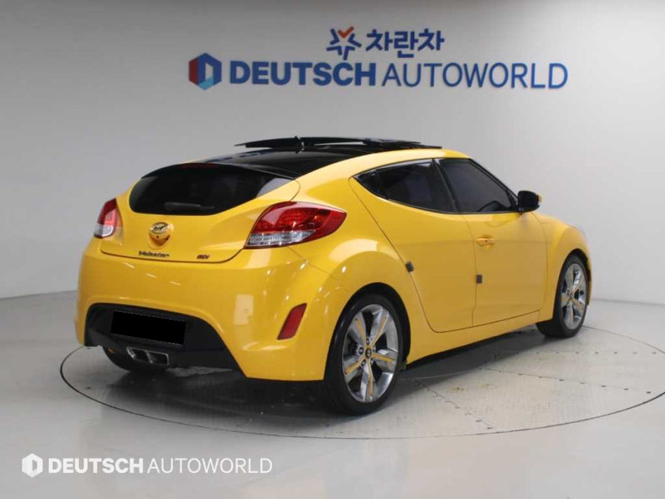 Hyundai Veloster — photo 02