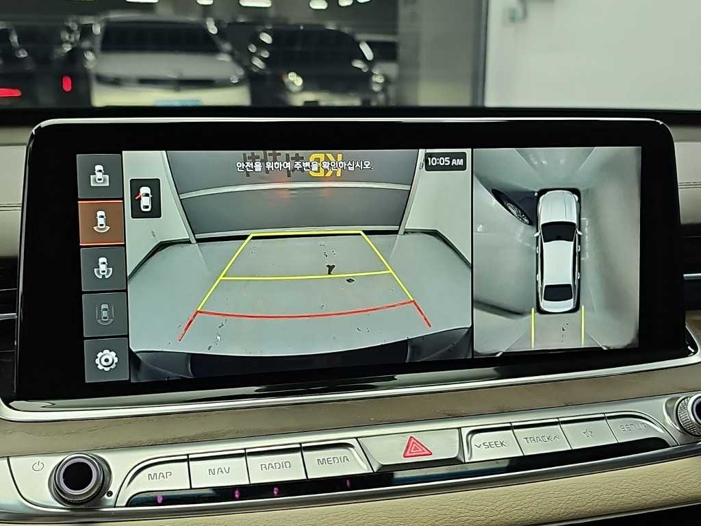 Kia K9 — photo 15