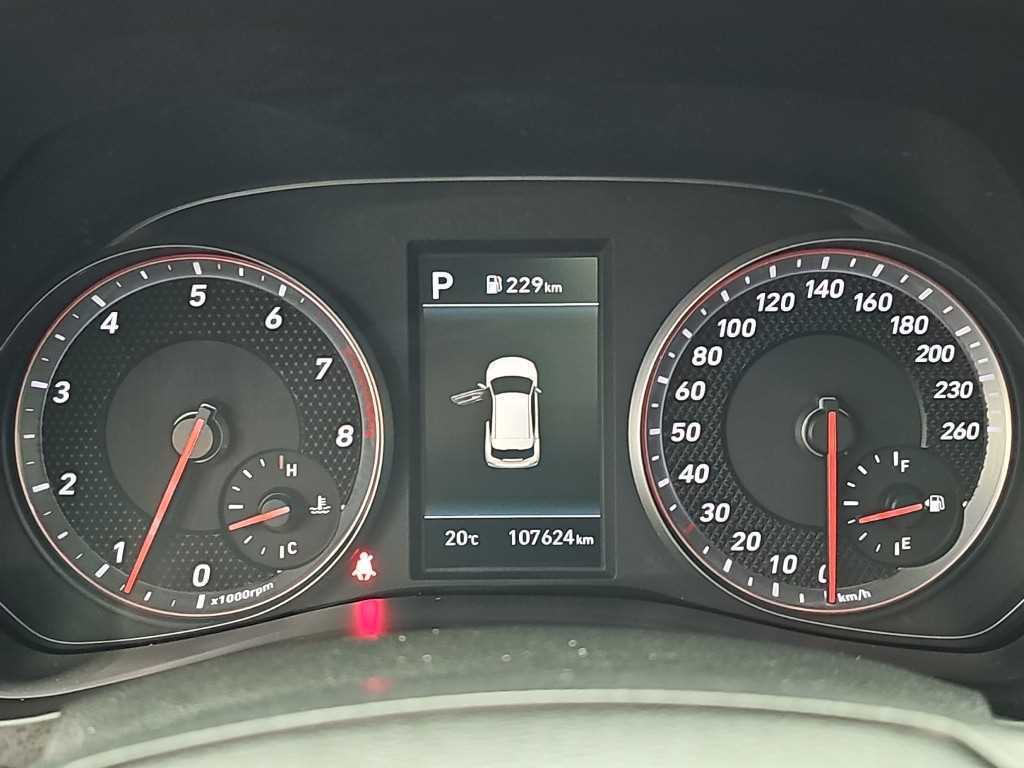 Hyundai Veloster — photo 06