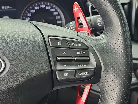 Hyundai Veloster — photo 17