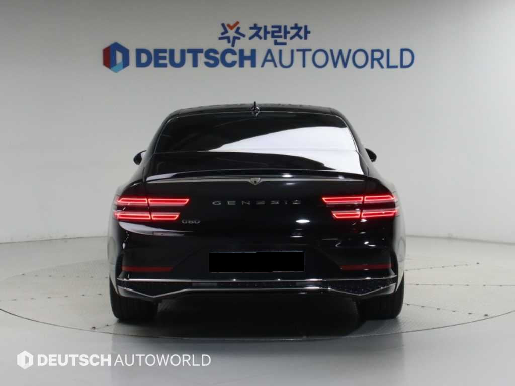 Genesis G80 — photo 04