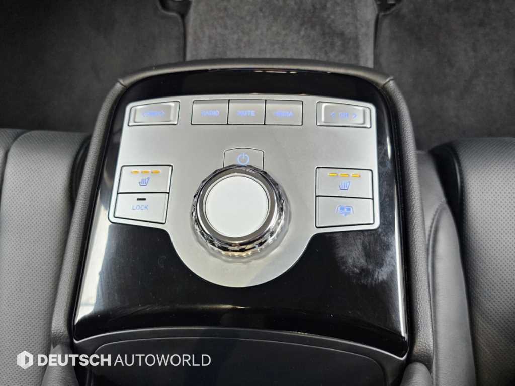 Genesis G80 — photo 16