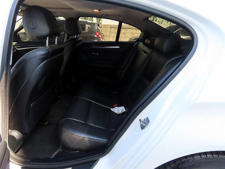 BMW 5-Series — photo 06