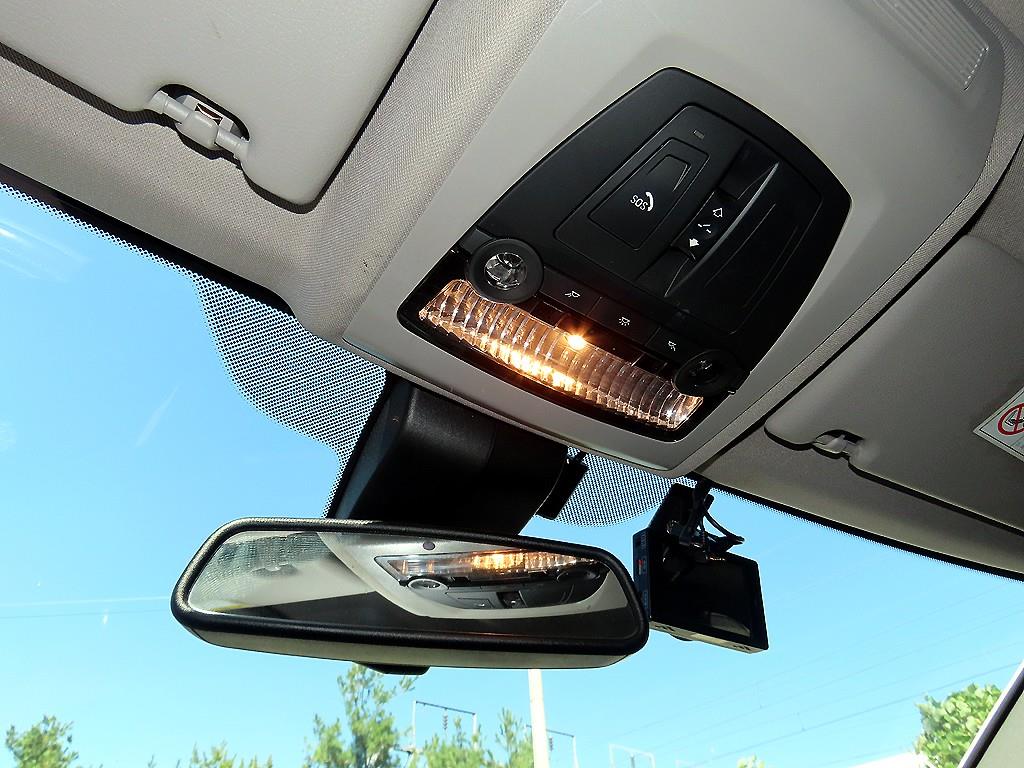 BMW 5-Series — photo 16
