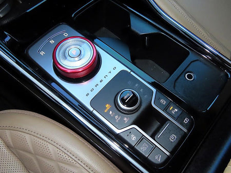 Kia Sorento — photo 11