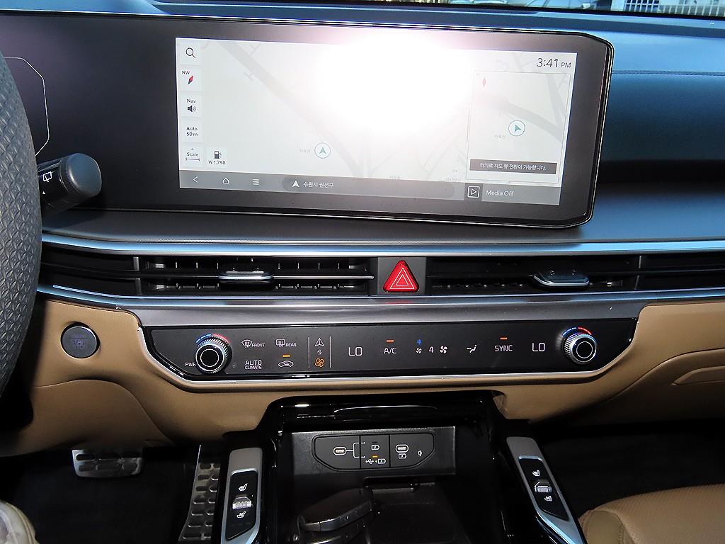 Kia Sorento — photo 13