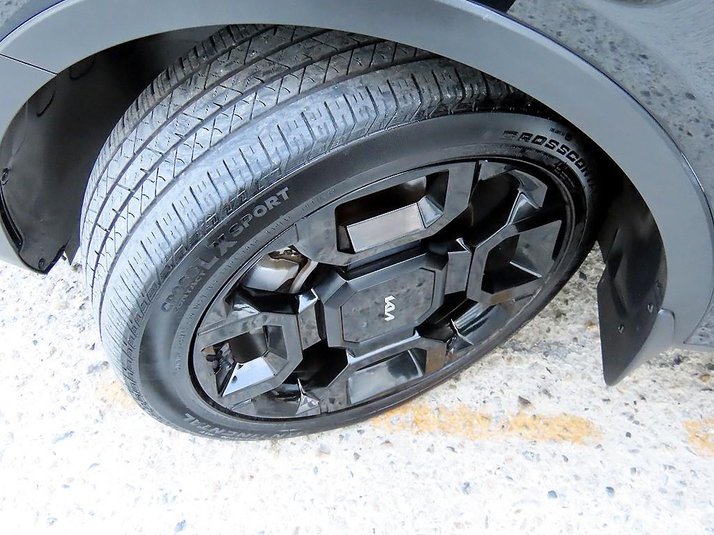 Kia Sorento — photo 20