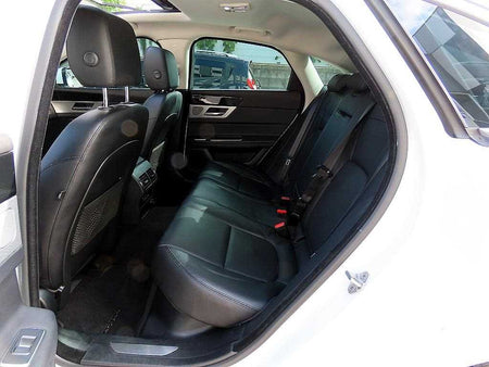 Jaguar XF — photo 06