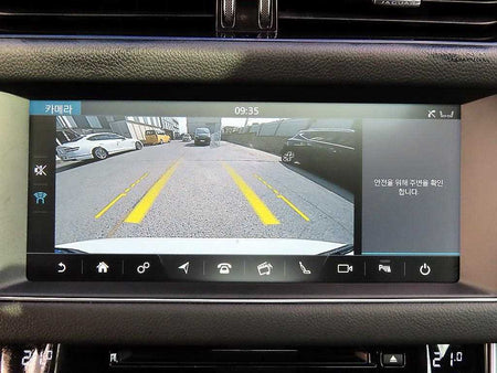 Jaguar XF — photo 16