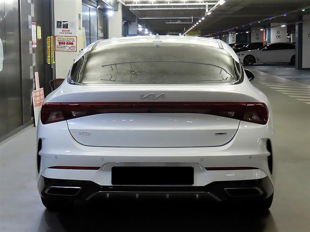 Kia K5 — photo 05