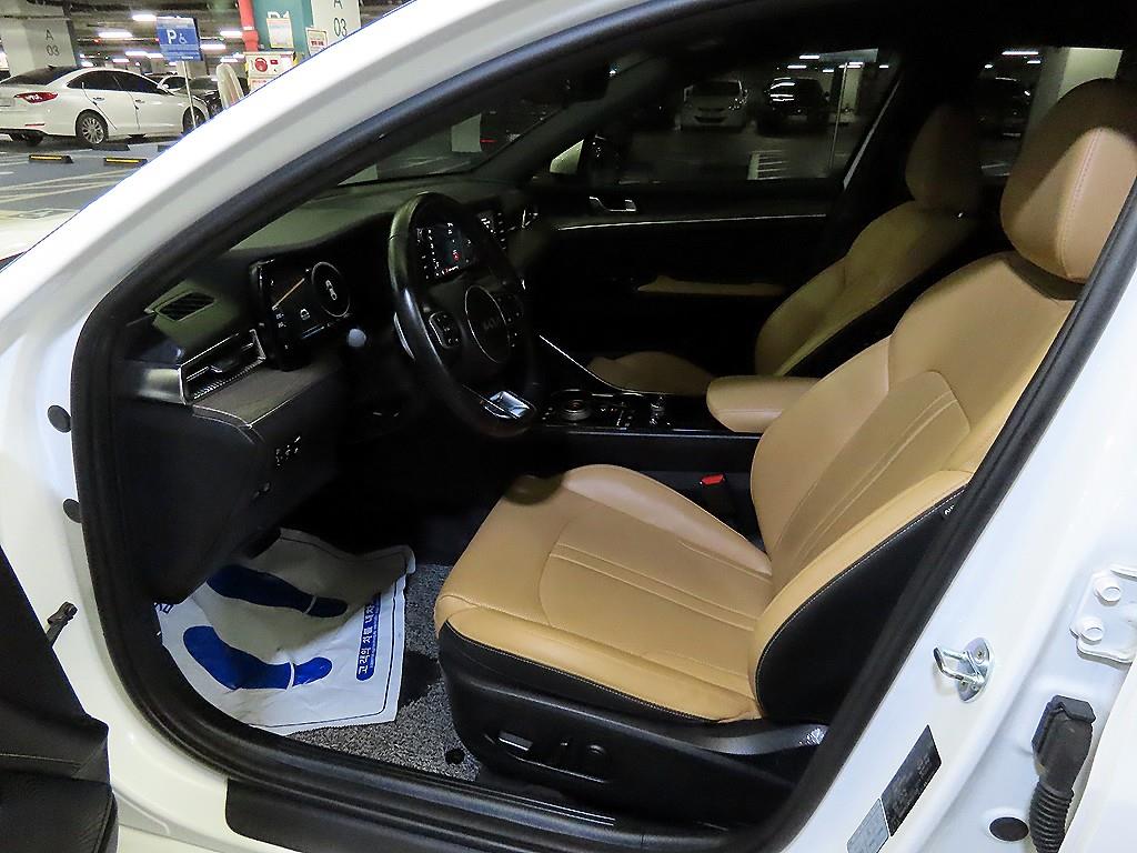 Kia K5 — photo 06