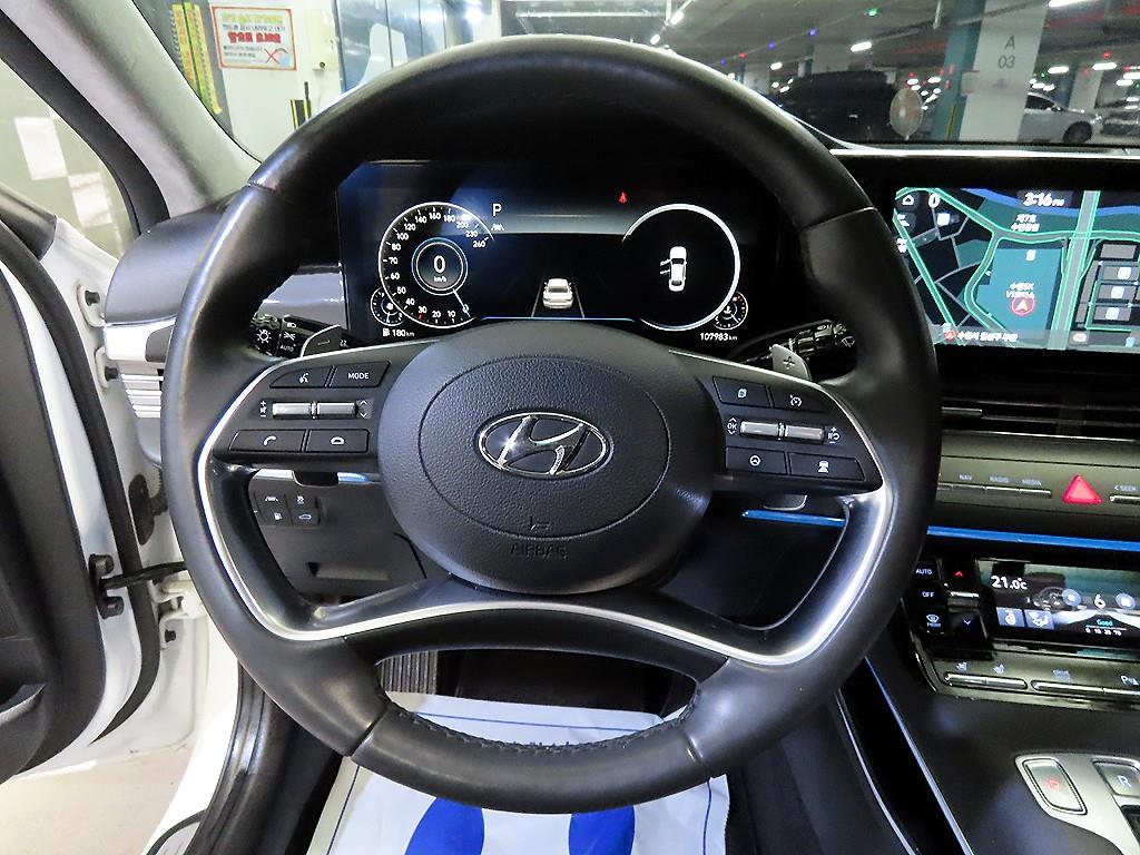 Hyundai Grandeur — photo 08