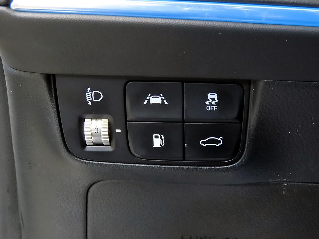 Hyundai Grandeur — photo 13