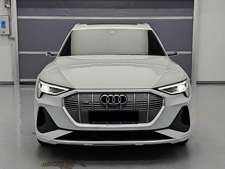 Audi e-tron — photo 02