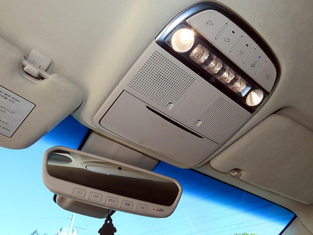 Genesis G90 — photo 14