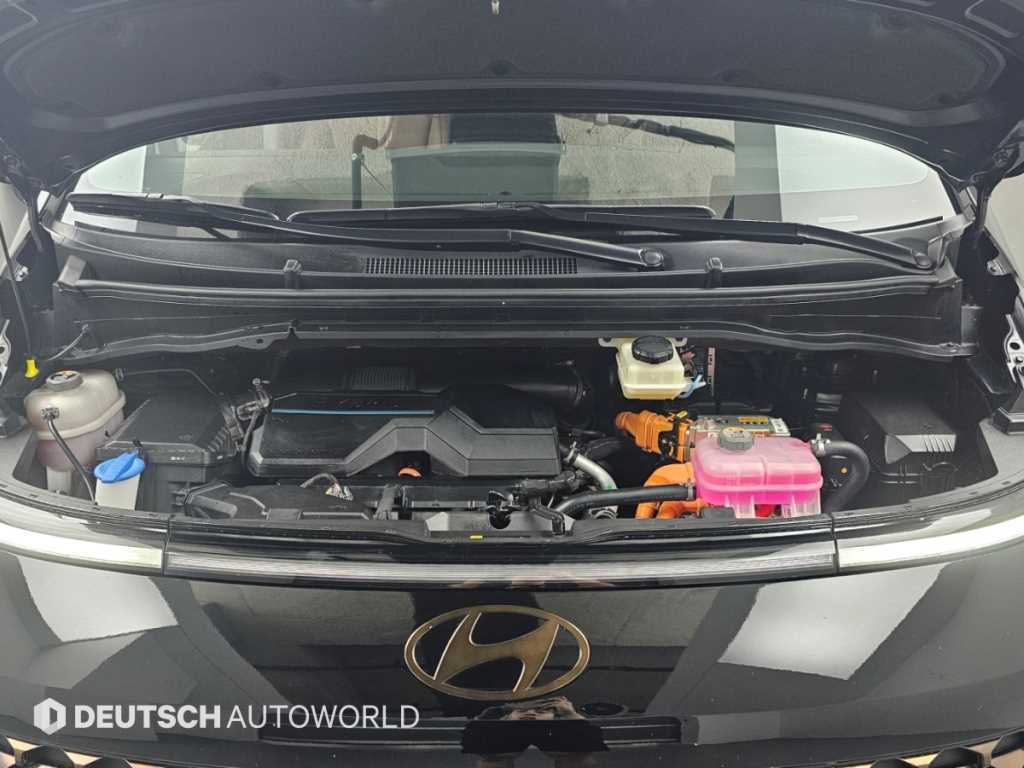Hyundai Staria — photo 06