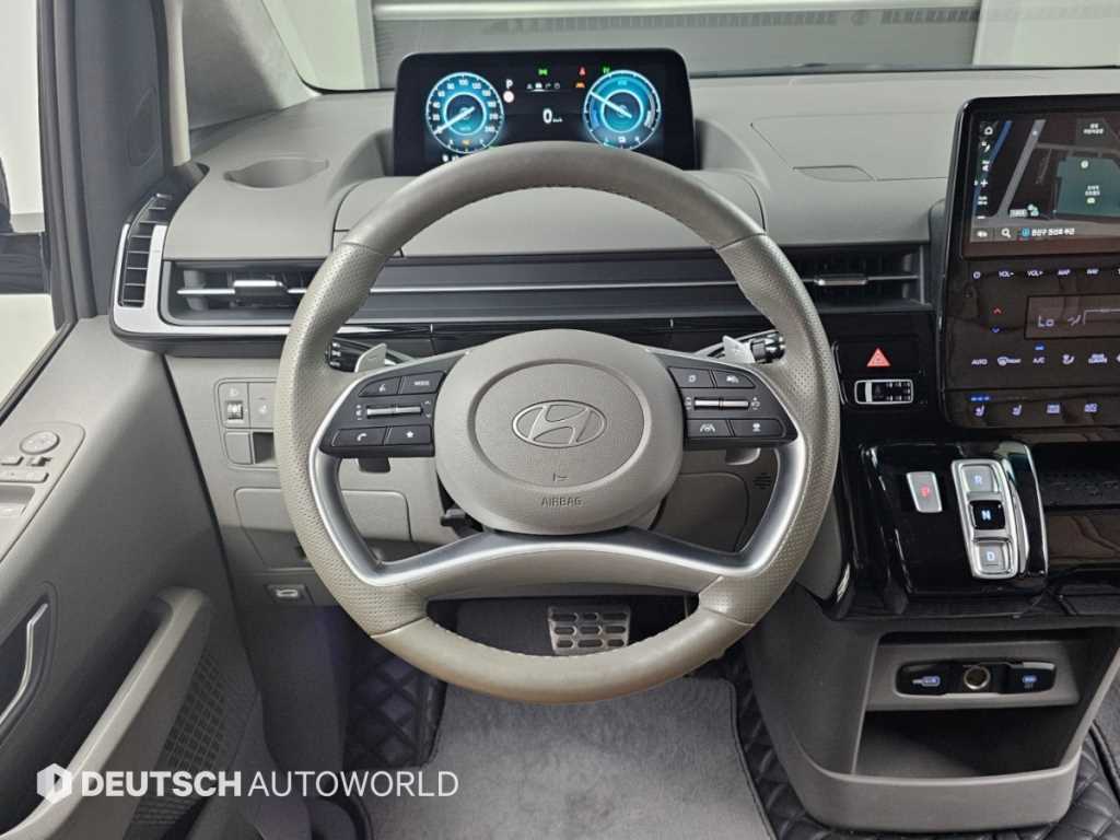 Hyundai Staria — photo 13