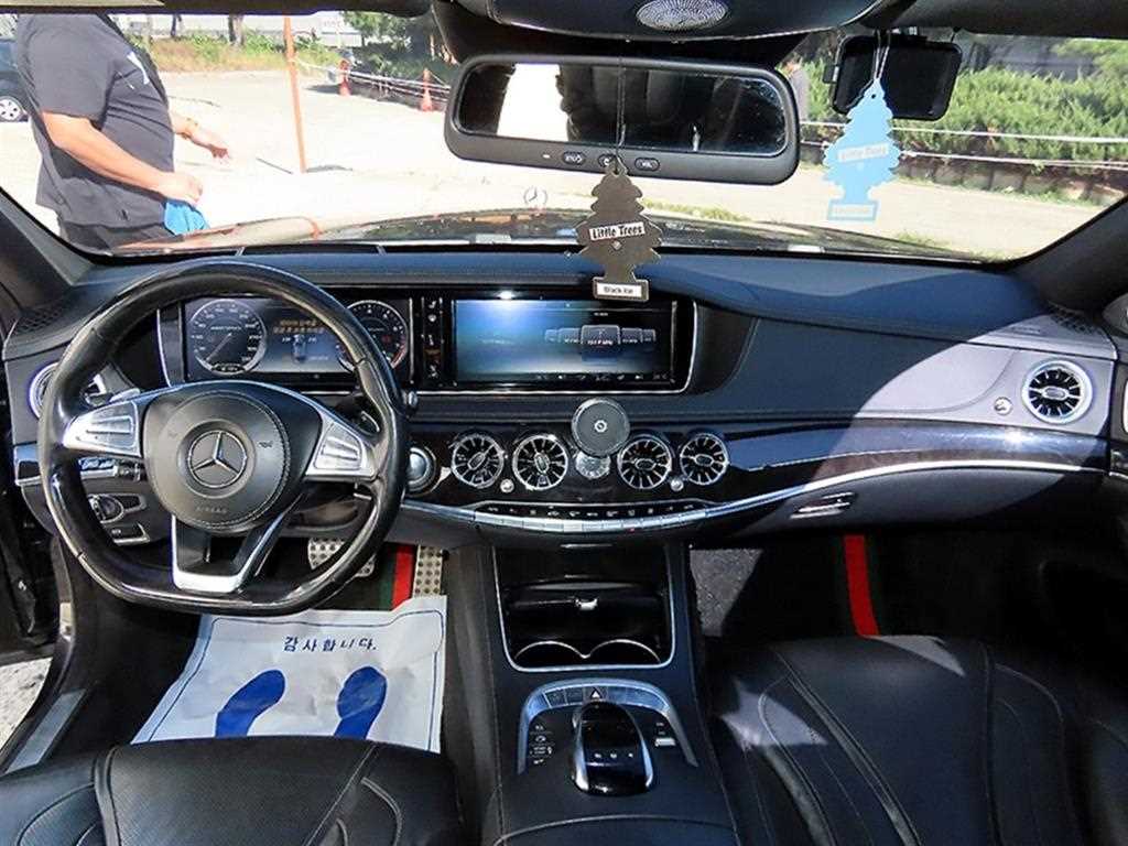 Mercedes-Benz S-Class — photo 07